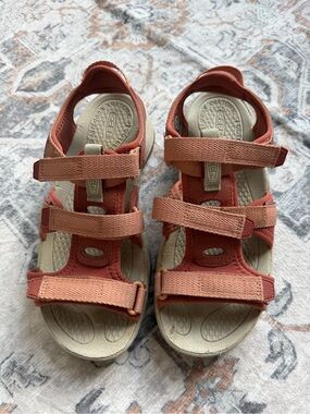 Keen Women's Coral/Tan Strappy Sport Sandals
